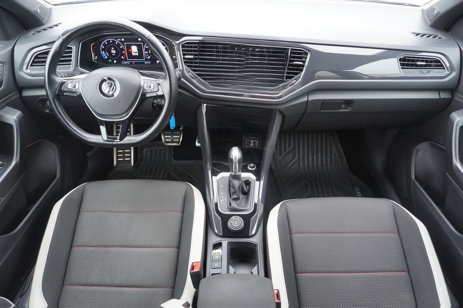 Volkswagen T-Roc 2.0 TSI DSG Sport 4Motion LED Panorama AHK foto 13