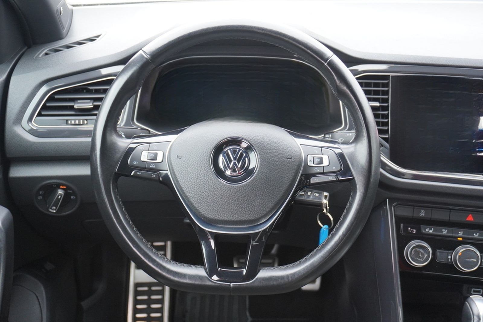 Volkswagen T-Roc 2.0 TSI DSG Sport 4Motion LED Panorama AHK foto 14