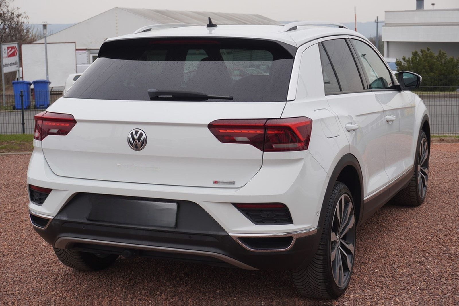 Volkswagen T-Roc 2.0 TSI DSG Sport 4Motion LED Panorama AHK foto 3