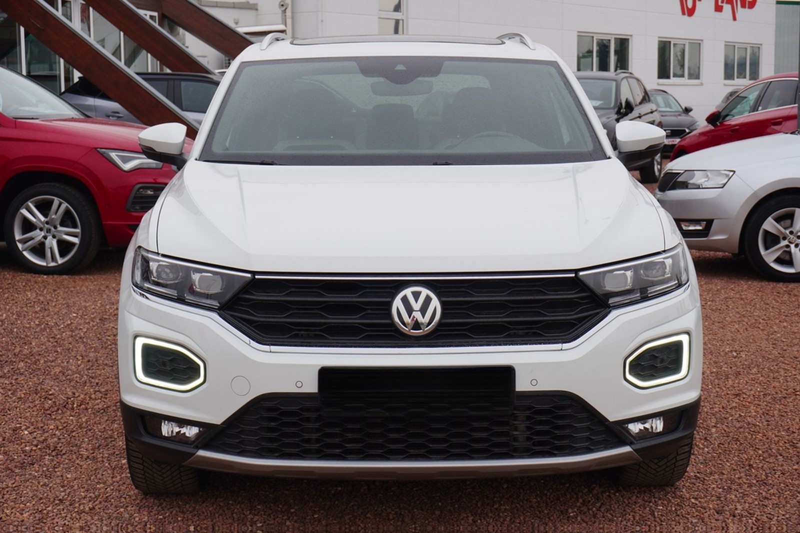 Volkswagen T-Roc 2.0 TSI DSG Sport 4Motion LED Panorama AHK foto 6