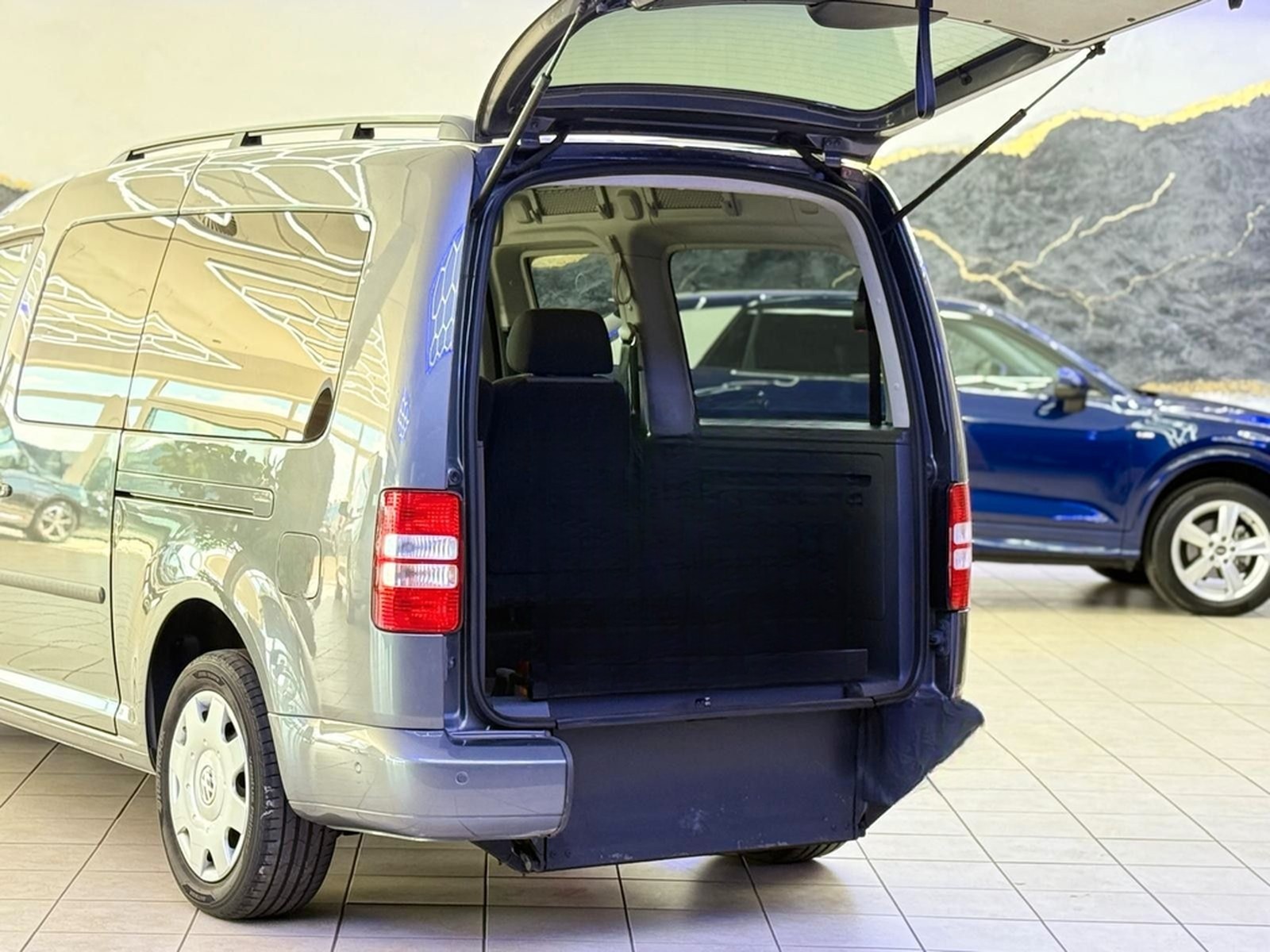 Volkswagen Caddy Maxi-Behindertengerecht-Rampe- foto 12