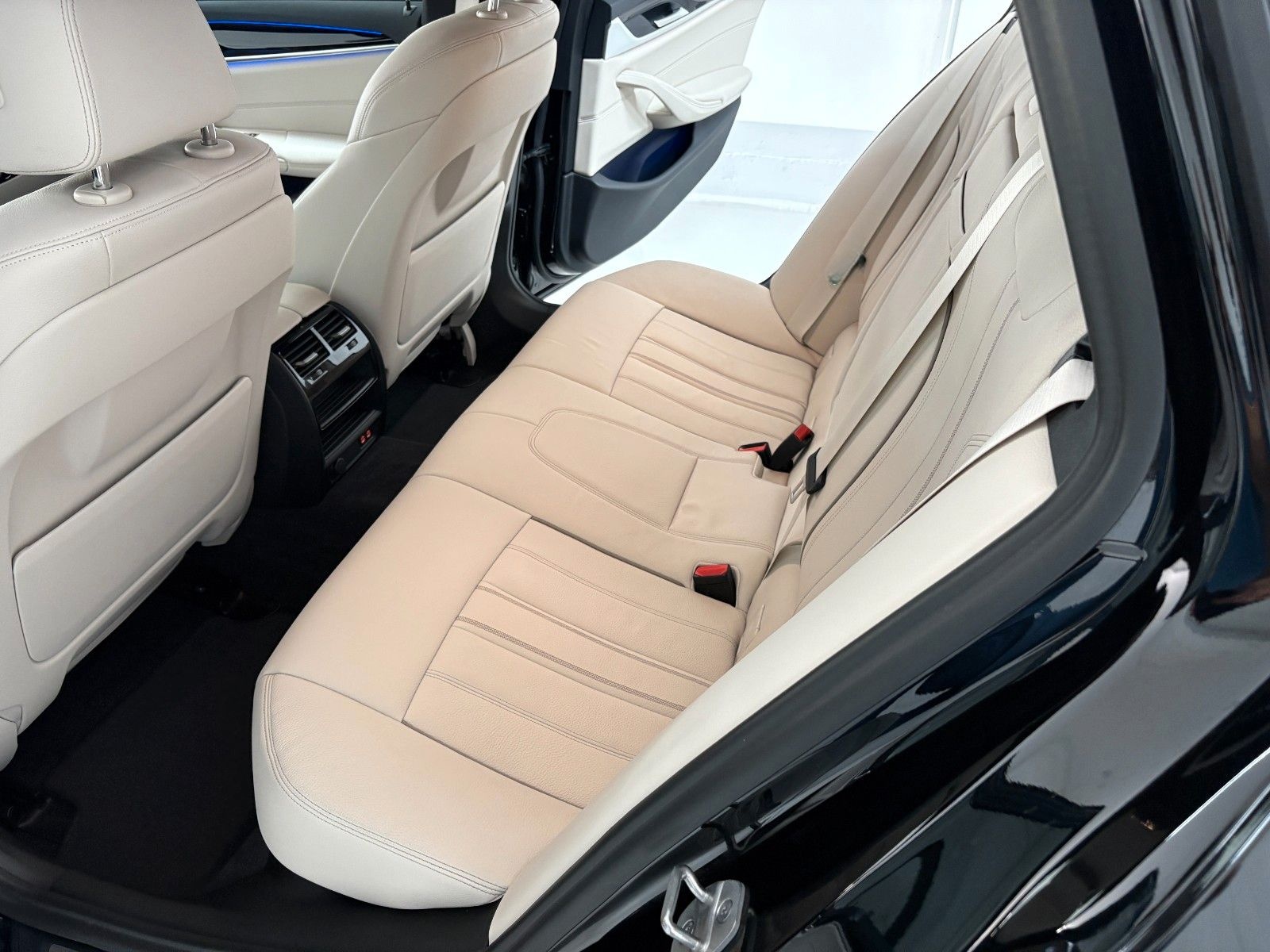 BMW 540 i xDrive /Live Cockpit Proff./LED/ACC foto 8