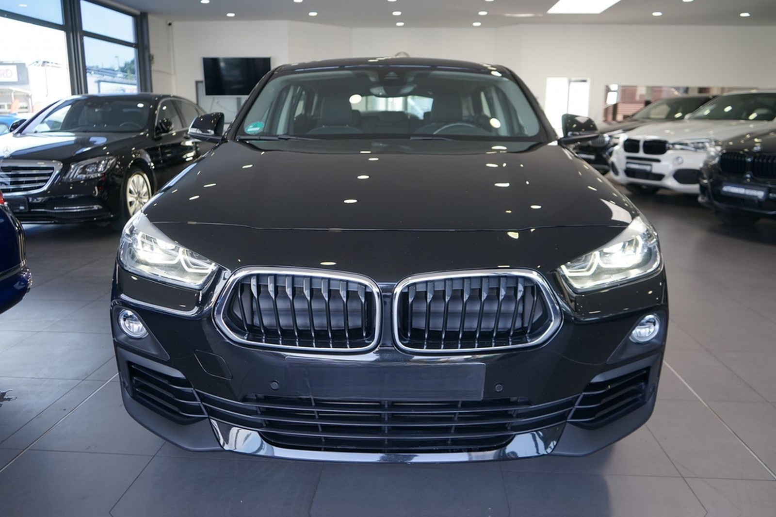 BMW X2 xDrive 20i NAVI+PDC+KLIMA+AUTOMATIK foto 2