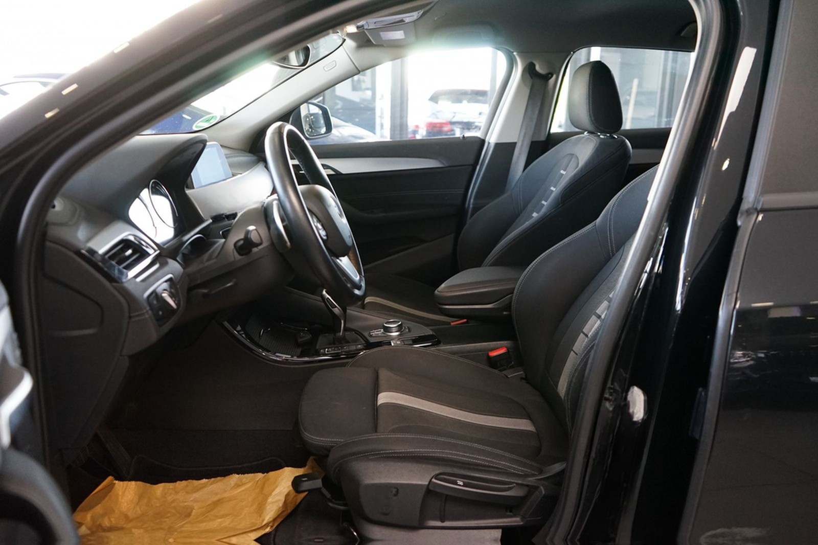 BMW X2 xDrive 20i NAVI+PDC+KLIMA+AUTOMATIK foto 13