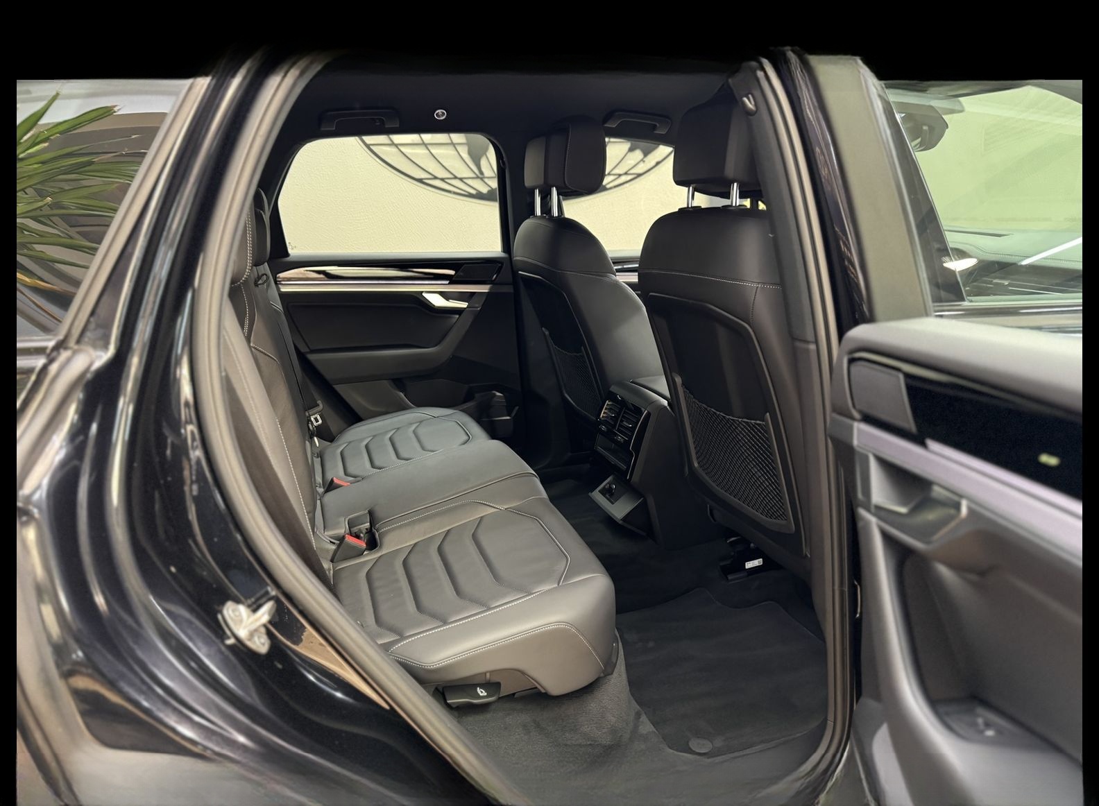 Volkswagen Touareg R-Line Black Style 4MOT 3.0 TDI StHz/20 foto 15