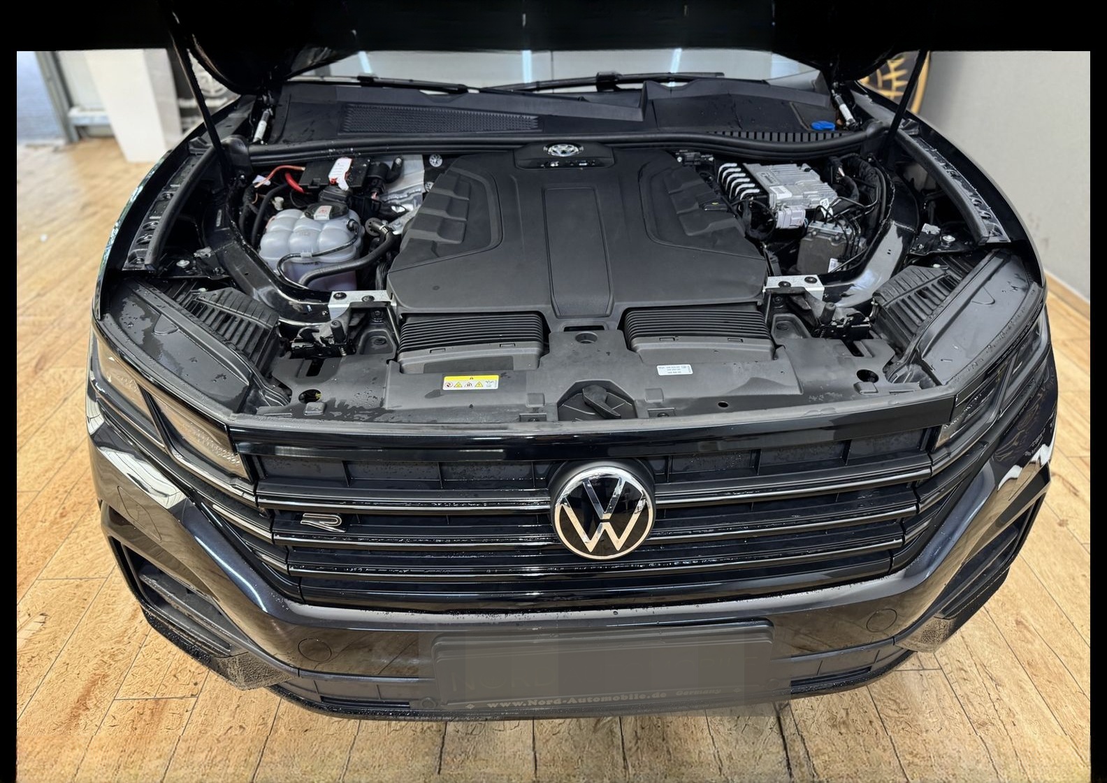 Volkswagen Touareg R-Line Black Style 4MOT 3.0 TDI StHz/20 foto 23
