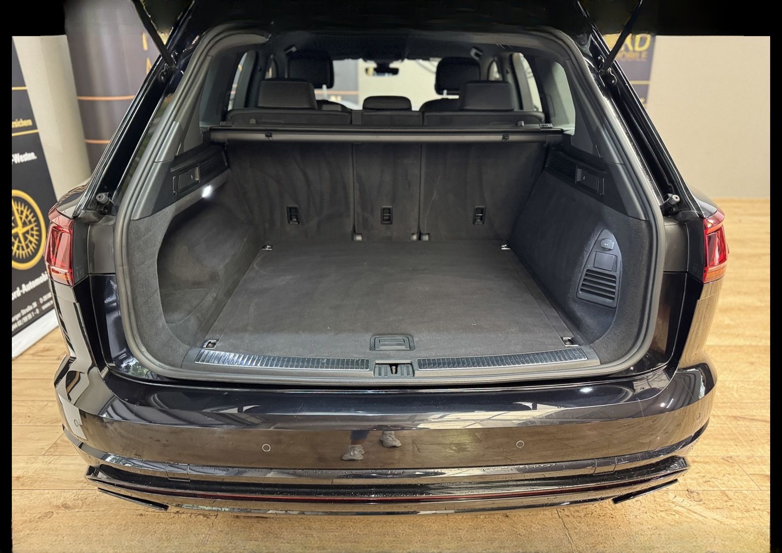 Volkswagen Touareg R-Line Black Style 4MOT 3.0 TDI StHz/20 foto 24