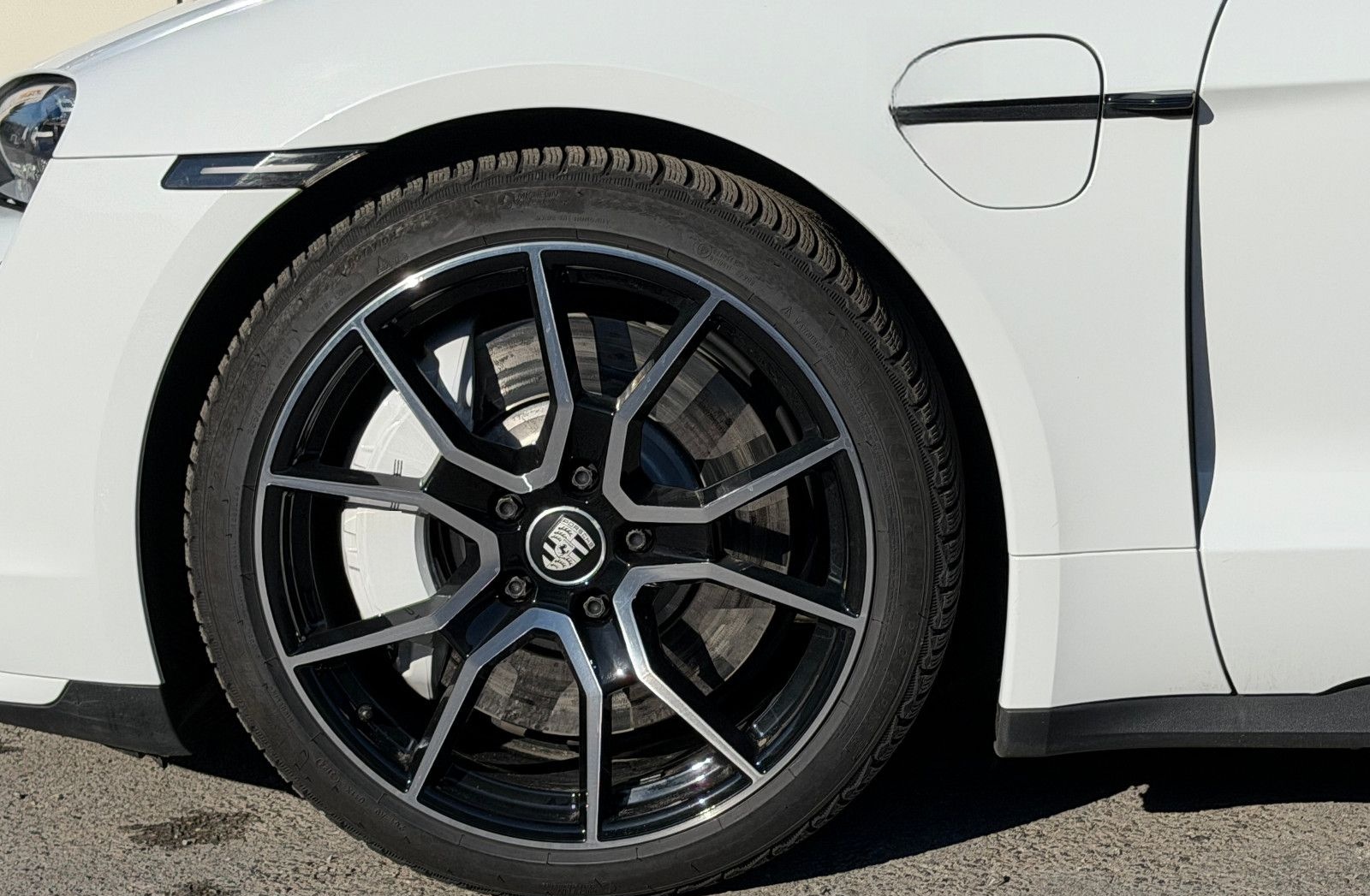 Porsche Taycan Turbo / PSCB / Winterreifen foto 6