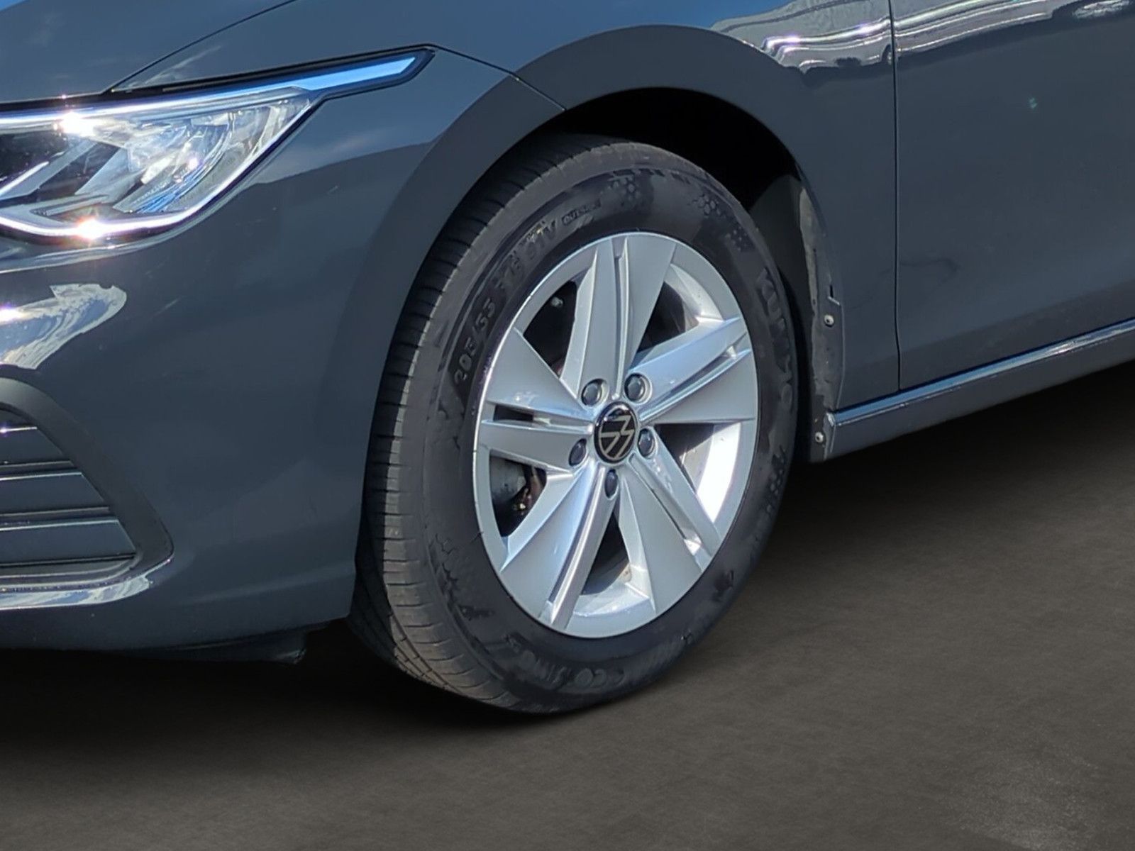 Volkswagen Golf VIII 1.5 TSI Life NAVI foto 6