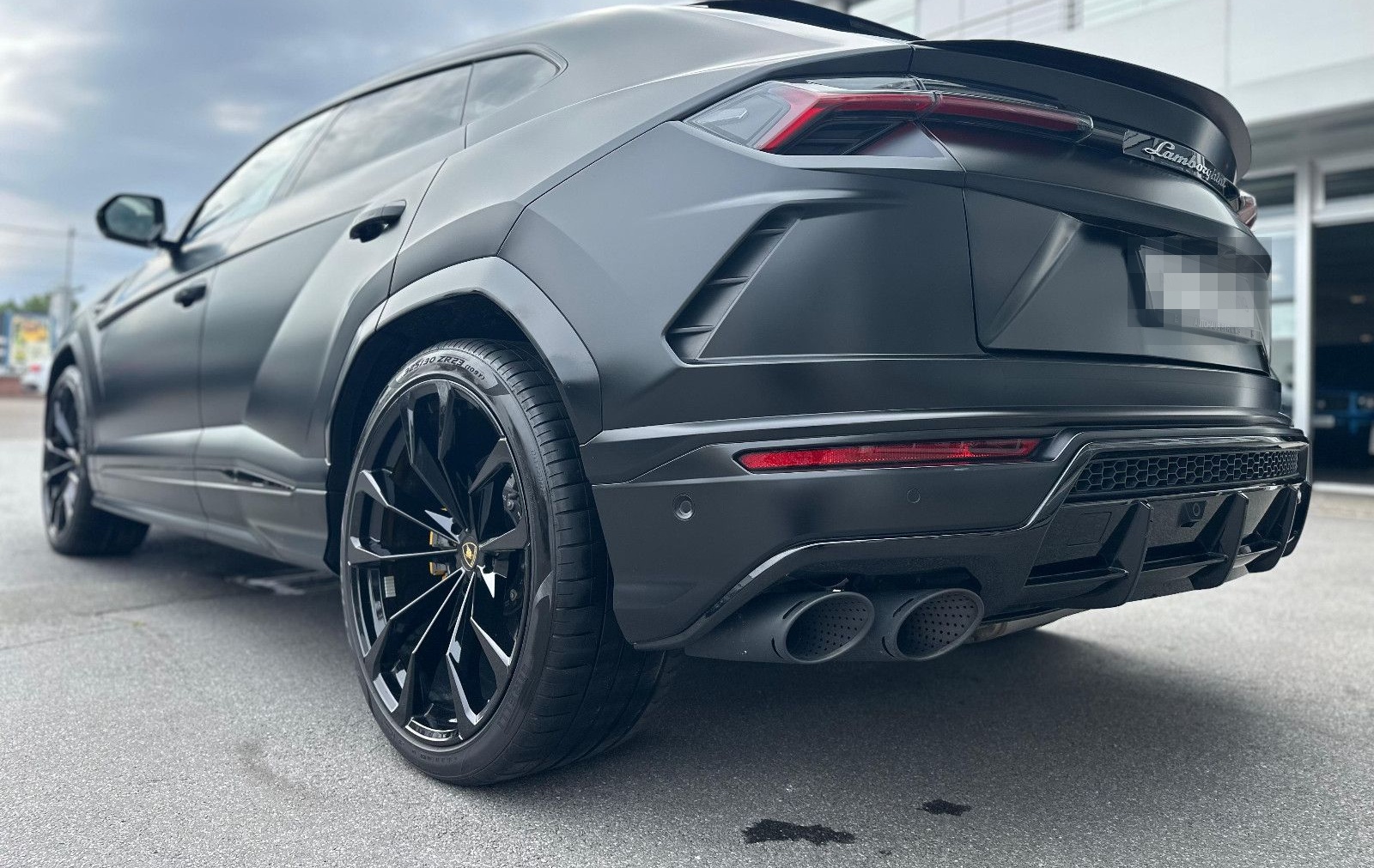 Lamborghini URUS 4.0 MATT CERAMIC 3D PANO DEUTSCH SOFT-CLOSE foto 5
