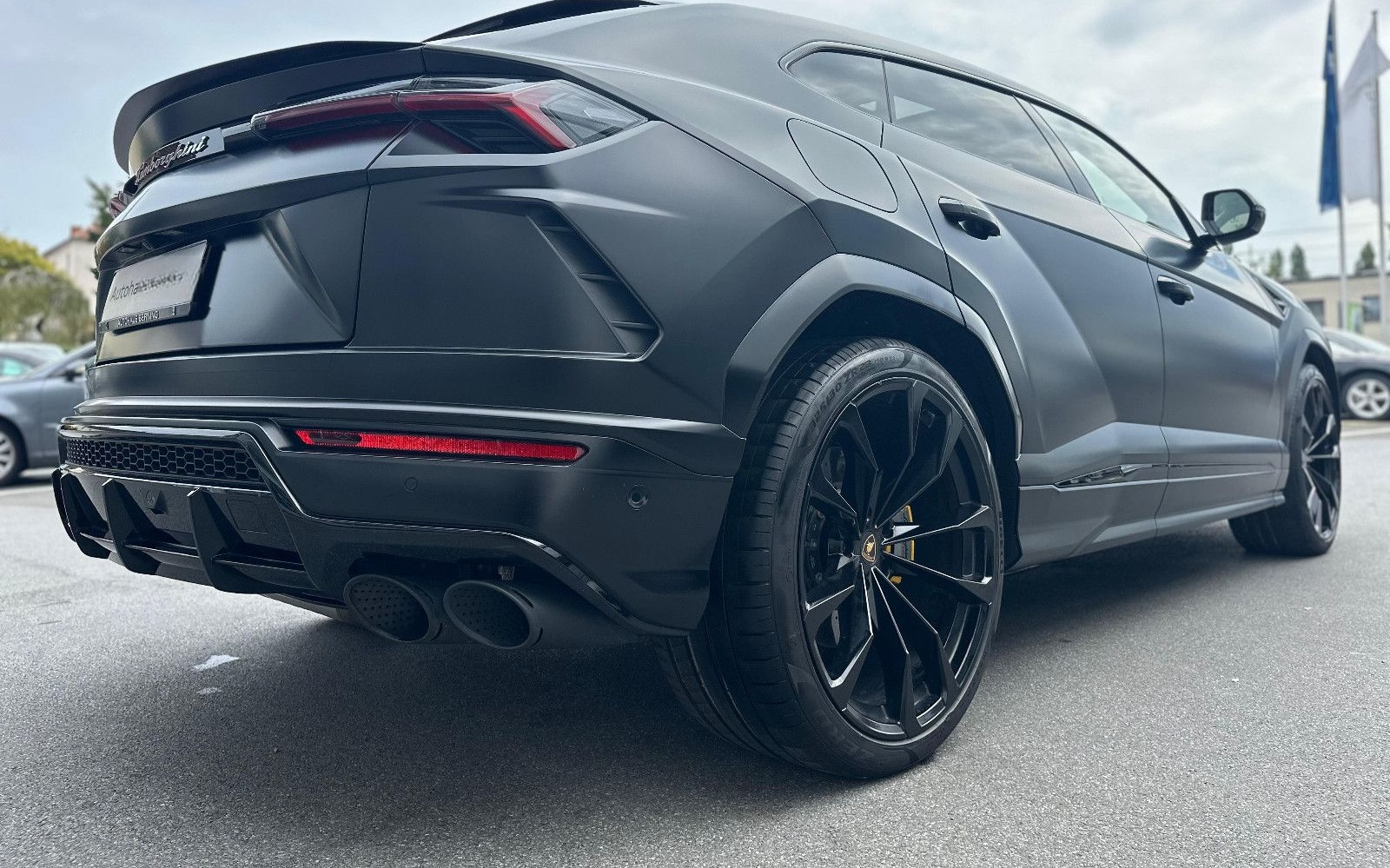 Lamborghini URUS 4.0 MATT CERAMIC 3D PANO DEUTSCH SOFT-CLOSE foto 7