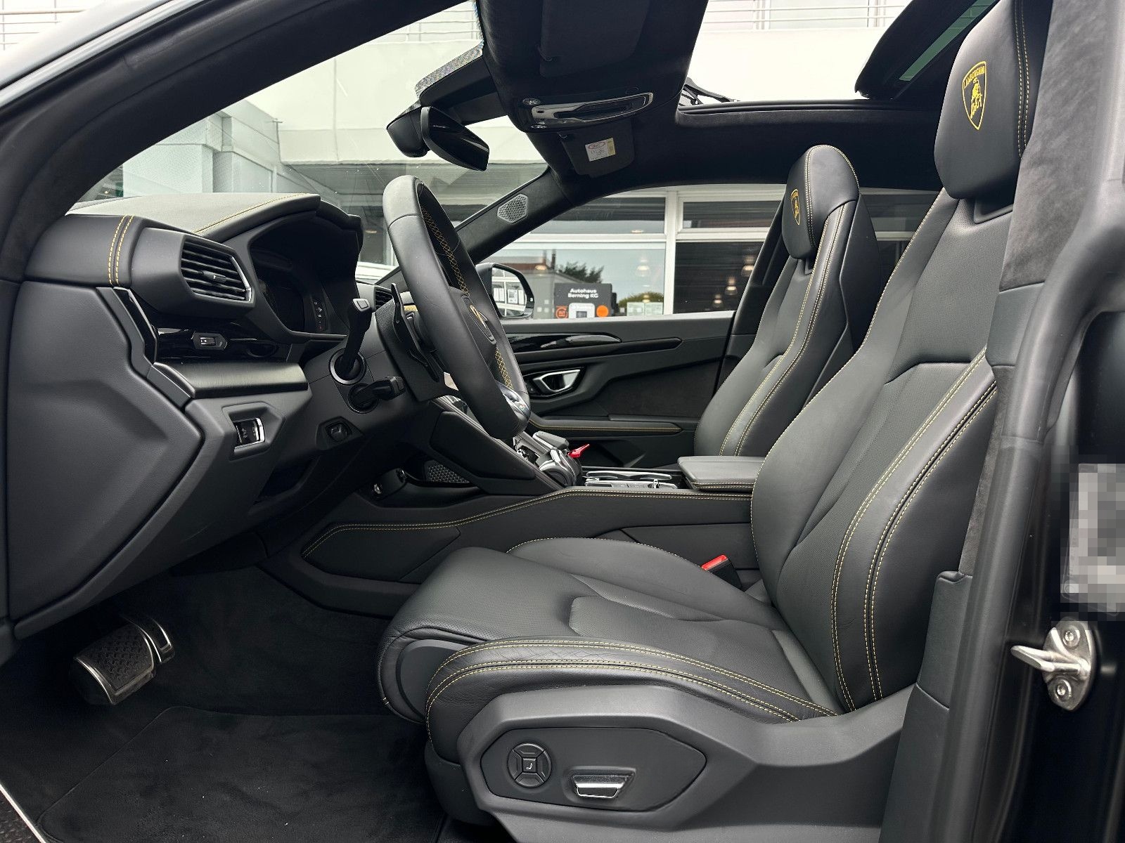 Lamborghini URUS 4.0 MATT CERAMIC 3D PANO DEUTSCH SOFT-CLOSE foto 9