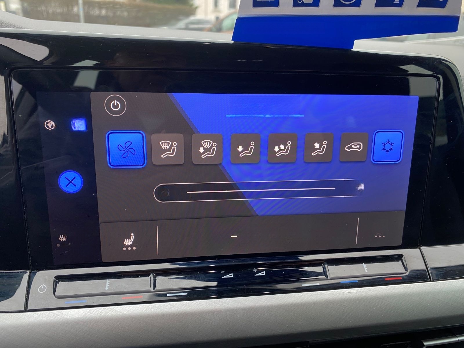 Volkswagen Golf VIII Variant Life 2.0 TDI,Navi,SR,WR,Tempo, foto 12