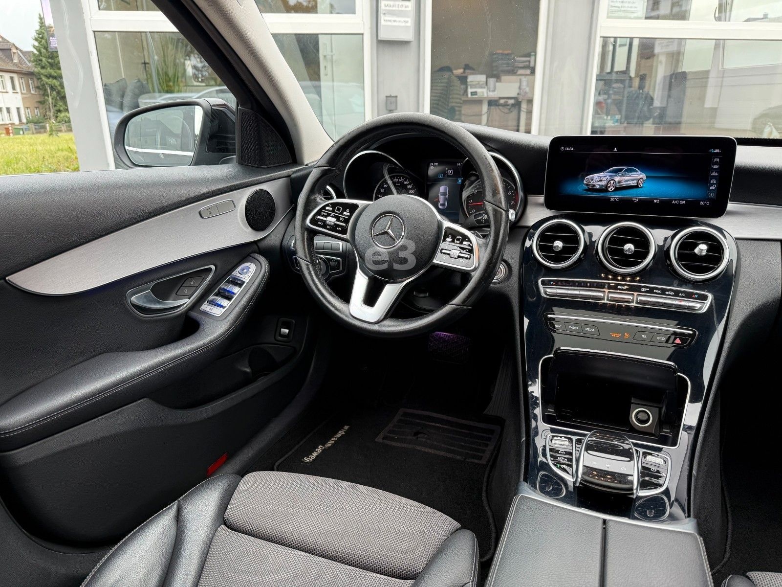 Mercedes-Benz C-Klasse Lim.C180;AUTOMATIK;KAMERA;CAR PLAY;NAVI foto 11