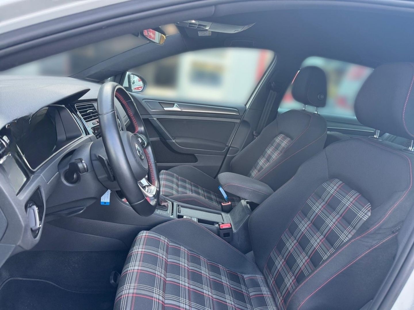 Volkswagen Golf VII GTI Performance 2.0 TSI DSG AHK Navi DC foto 14