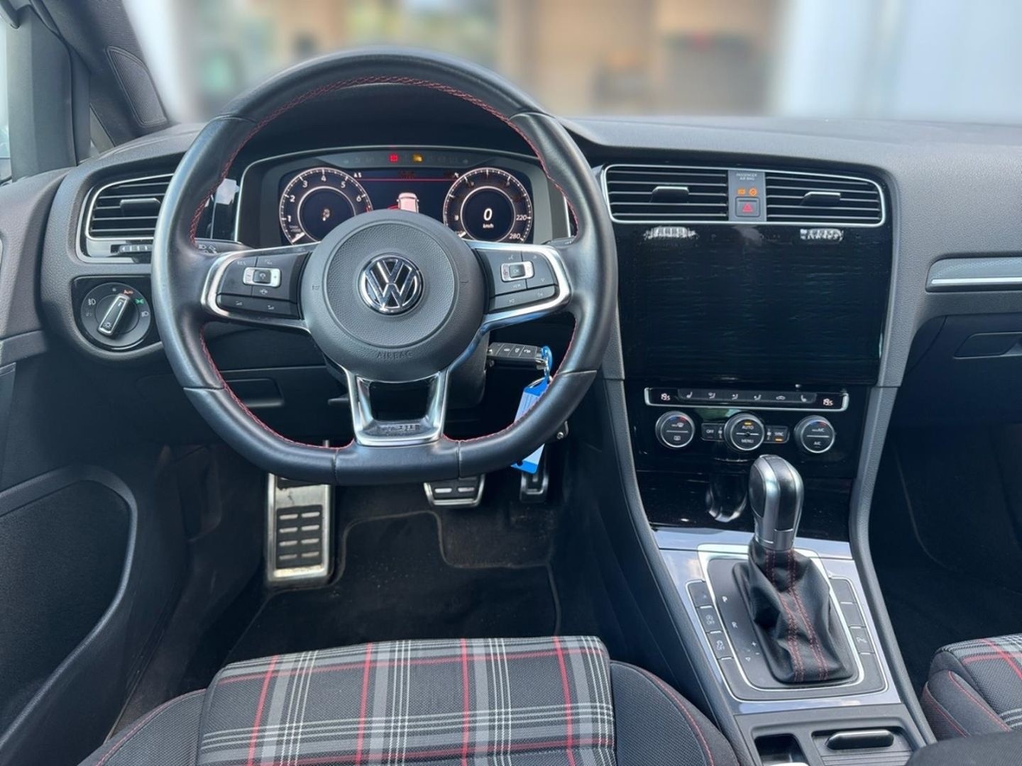 Volkswagen Golf VII GTI Performance 2.0 TSI DSG AHK Navi DC foto 16