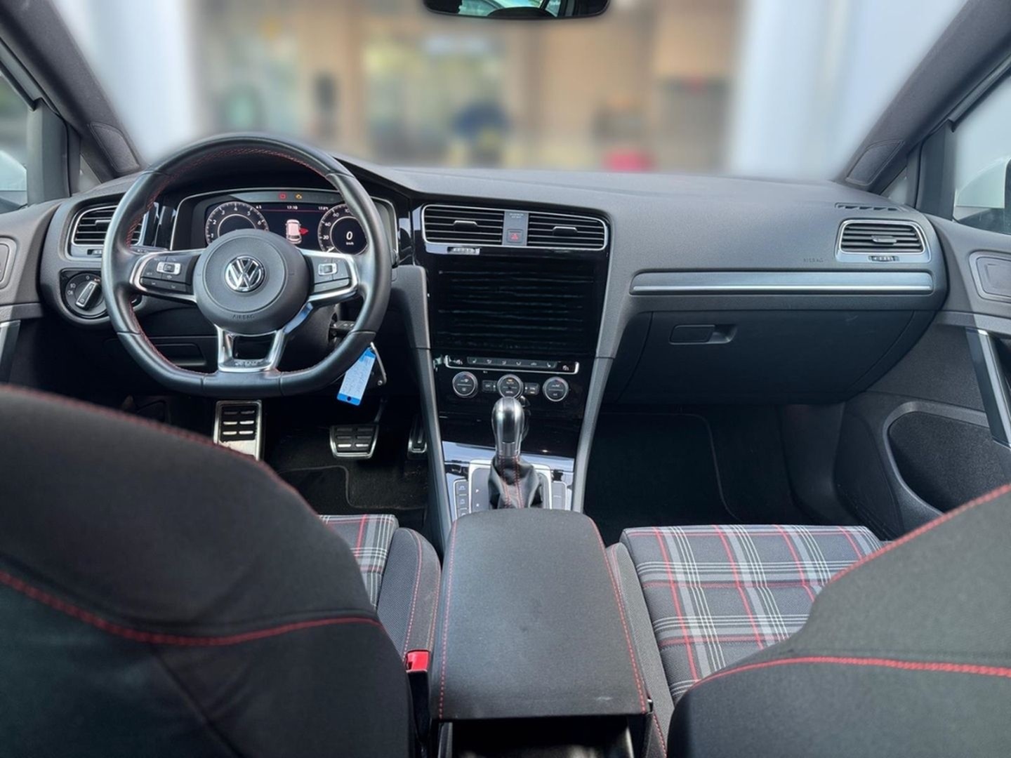 Volkswagen Golf VII GTI Performance 2.0 TSI DSG AHK Navi DC foto 20