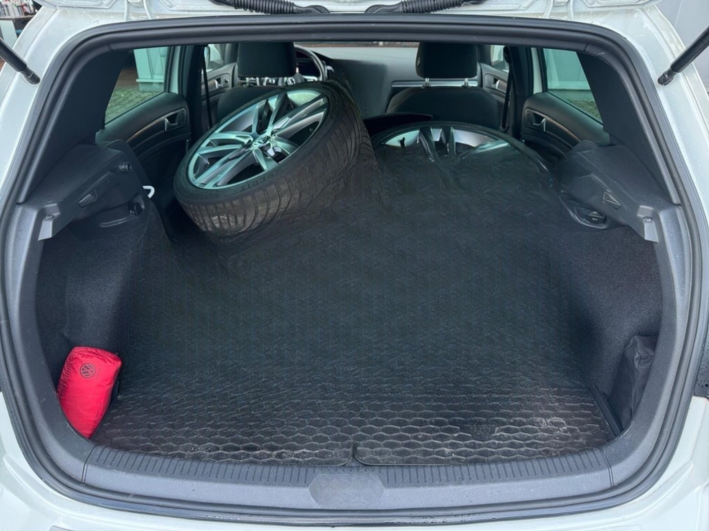 Volkswagen Golf VII GTI Performance 2.0 TSI DSG AHK Navi DC foto 10