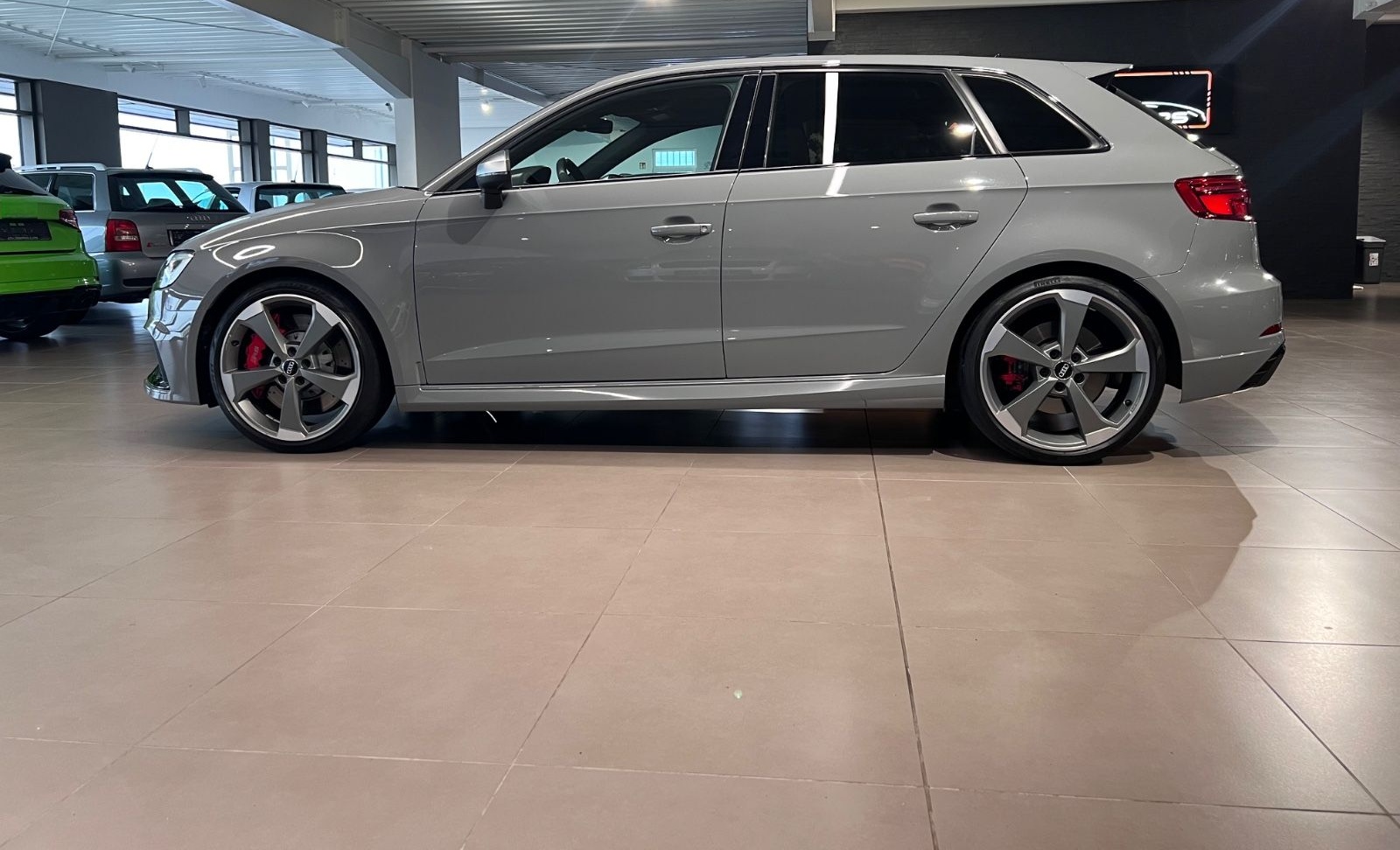 Audi RS3 2.5TFSI S tronic quattro Sportback NARDOGRAU foto 4