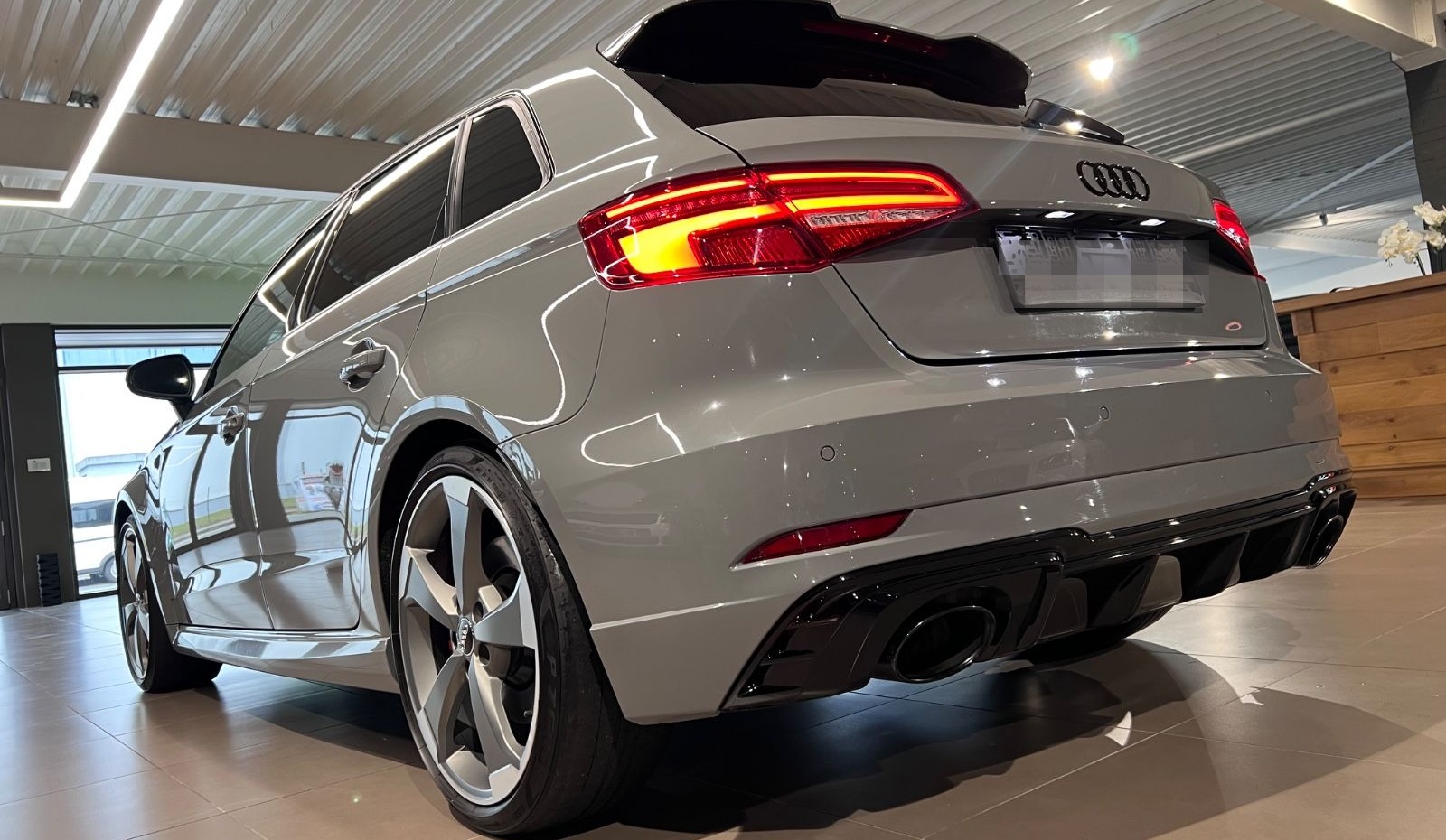 Audi RS3 2.5TFSI S tronic quattro Sportback NARDOGRAU foto 6