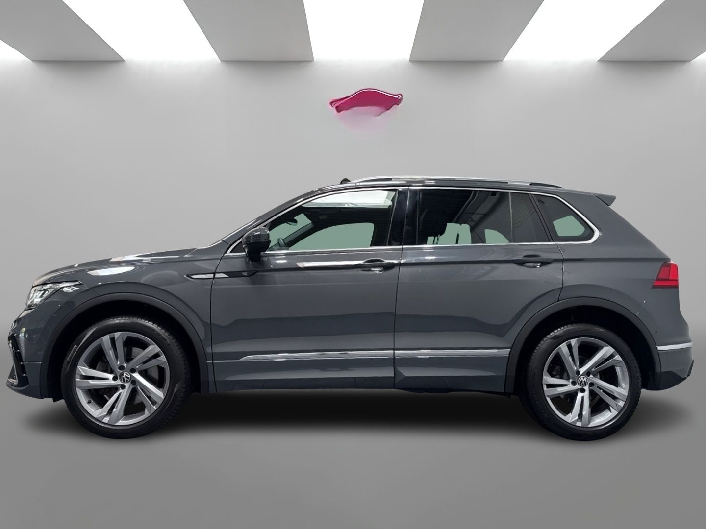 Volkswagen Tiguan 2.0 TDI 4M DSG R LINE PANO AHK MATRIX CAM foto 3