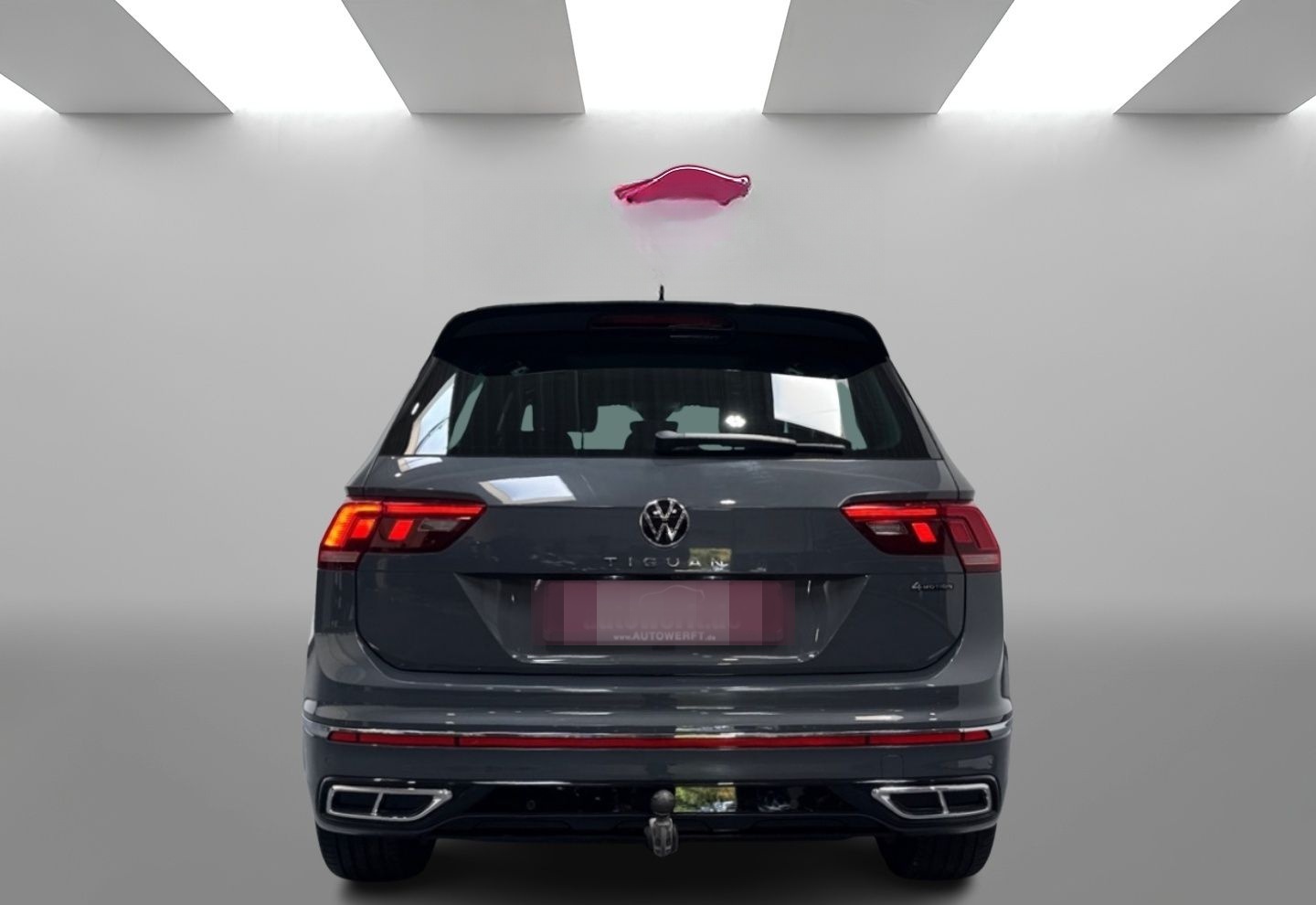 Volkswagen Tiguan 2.0 TDI 4M DSG R LINE PANO AHK MATRIX CAM foto 5