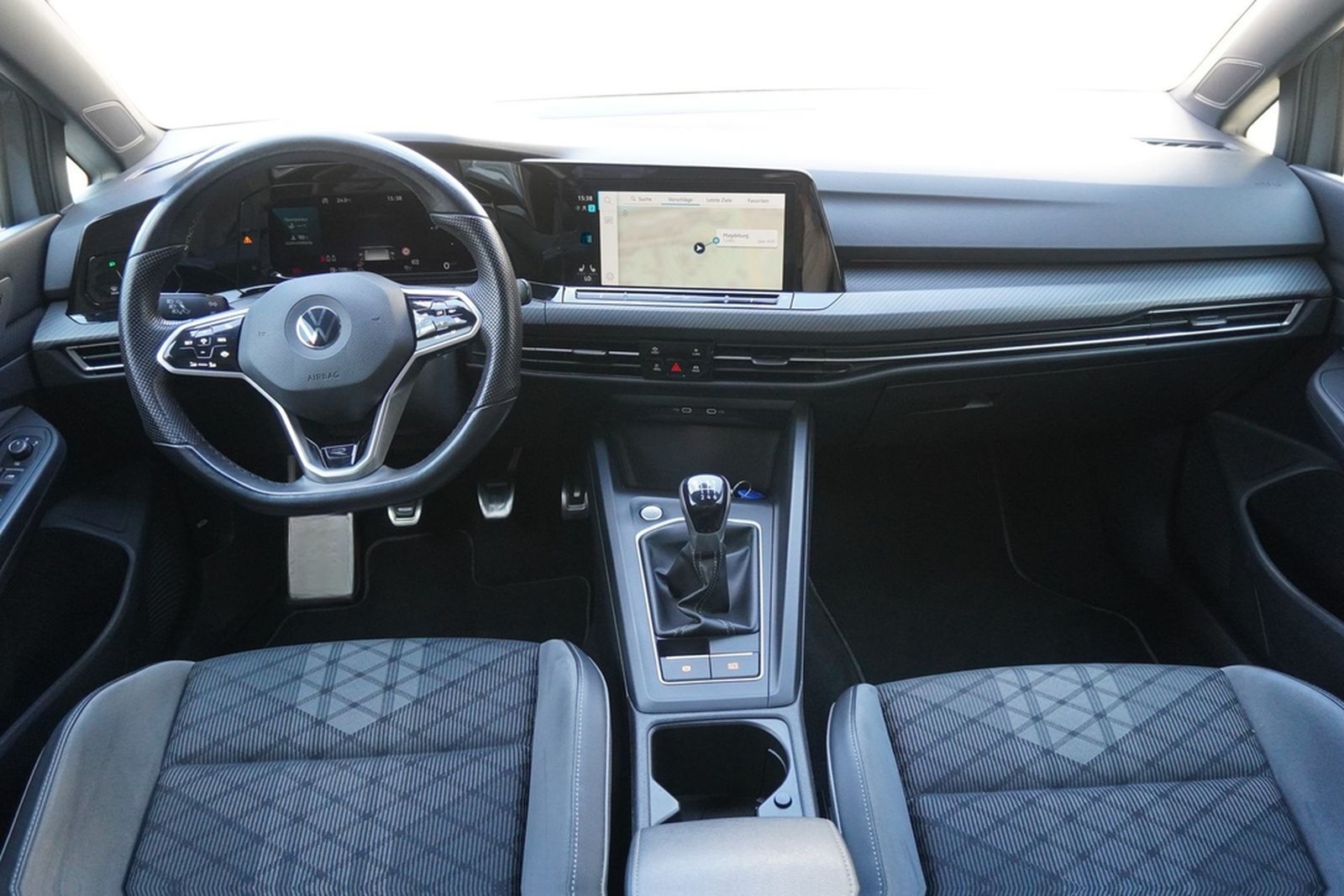 Volkswagen Golf VIII 1.5 TSI R-Line LED Navi PDC ACC DAB foto 11