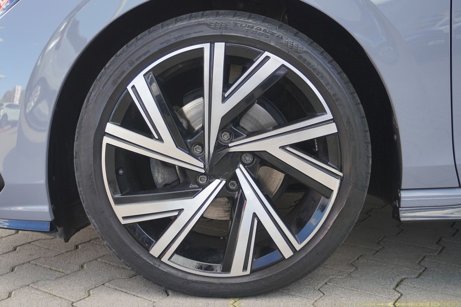 Volkswagen Golf VIII 1.5 TSI R-Line LED Navi PDC ACC DAB foto 34