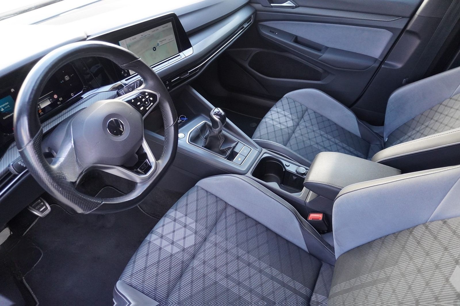 Volkswagen Golf VIII 1.5 TSI R-Line LED Navi PDC ACC DAB foto 10