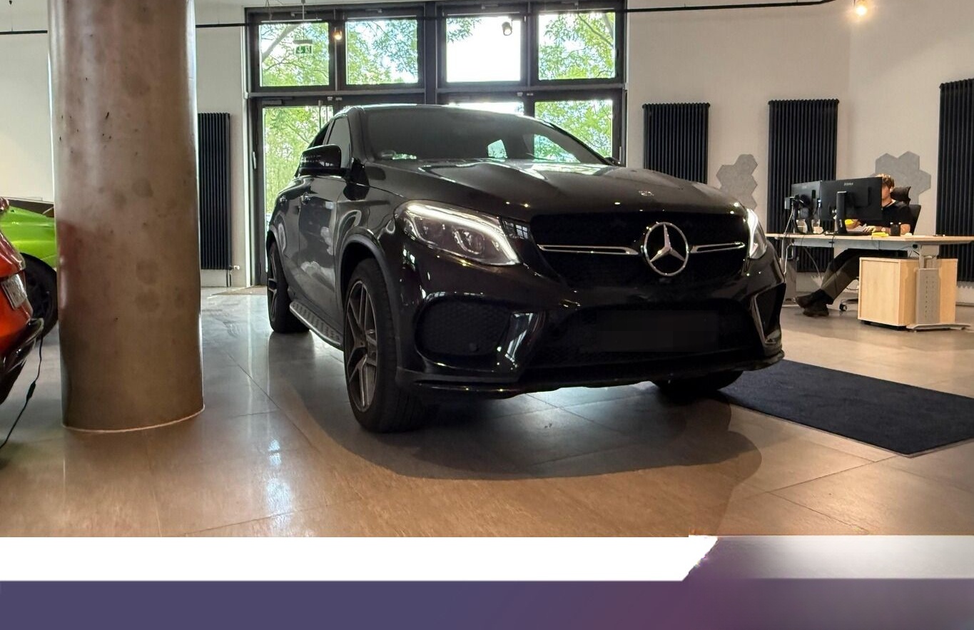 Mercedes-Benz GLE 350 d 4Matic AMG Line Pano Nappa Harman 21Z foto 2