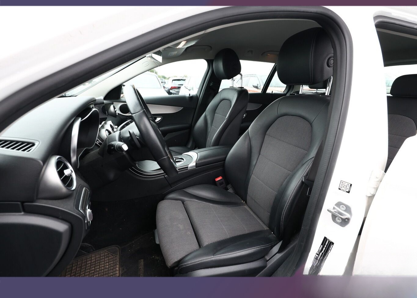 Mercedes-Benz C 200 T Aut Avantgarde LED Nav Kam Distronic SHZ foto 6