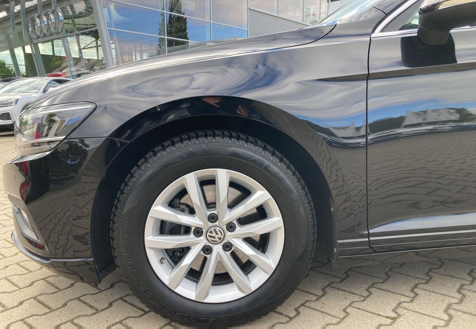 Volkswagen Passat Variant BUSINESS TSI DSG LED Navi ACC SH  foto 9