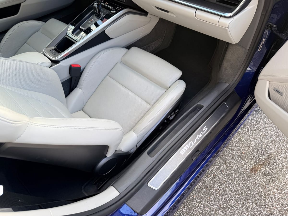 Porsche 992 Turbo S Coupé Aero Exclusive PPF Approved foto 17