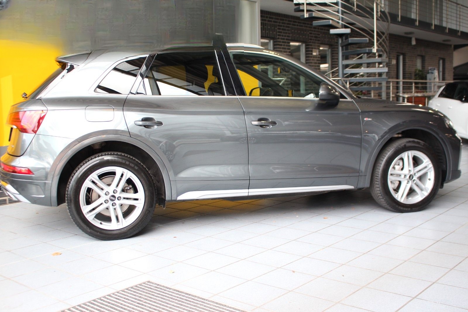 Audi Q5 40 TDI quattro S line Kamera MMI+ LED AHK foto 3