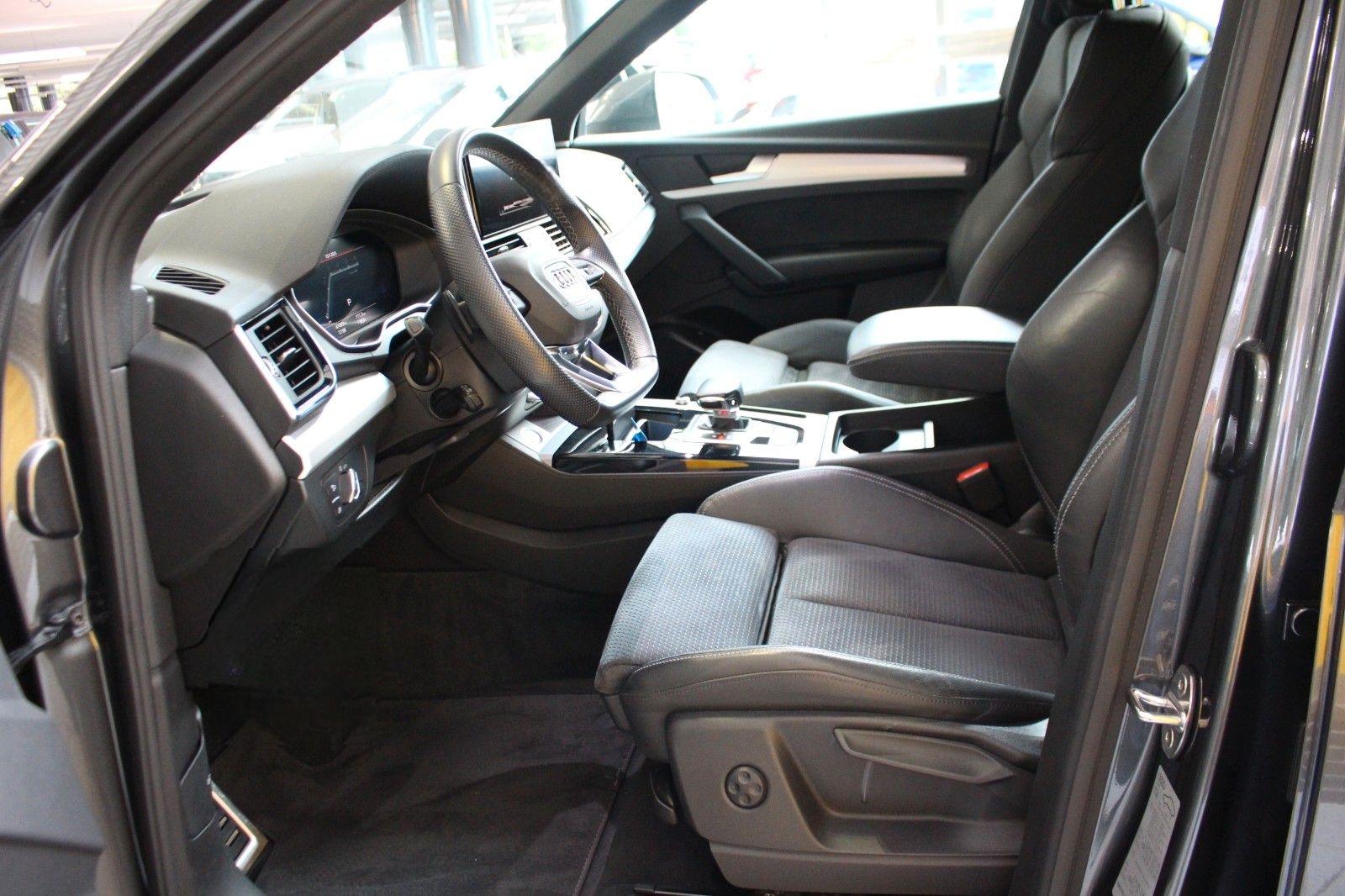 Audi Q5 40 TDI quattro S line Kamera MMI+ LED AHK foto 7