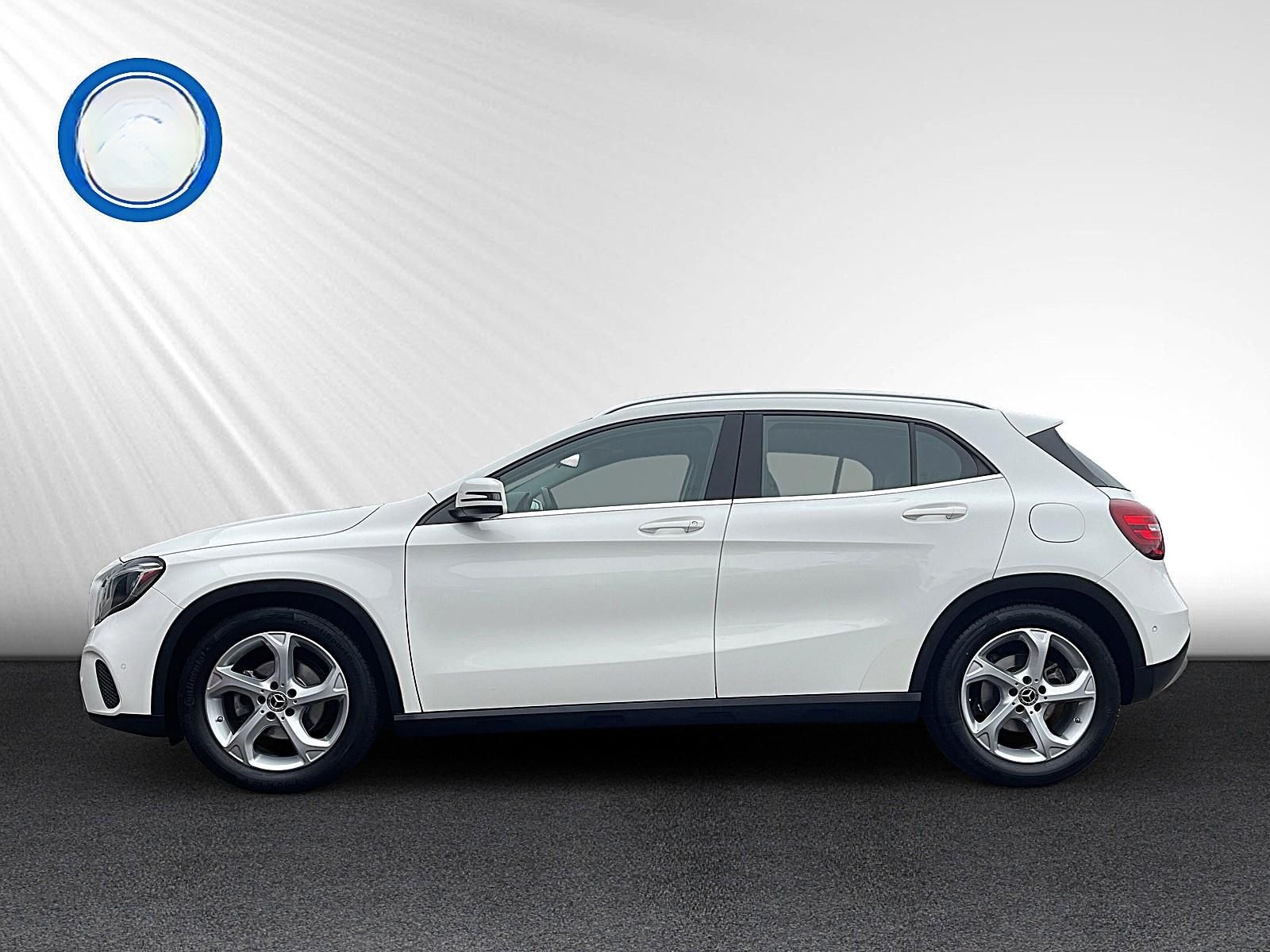 Mercedes-Benz GLA 180 7G-DCT Urban LED NAVI PANO SHZ PDC foto 7