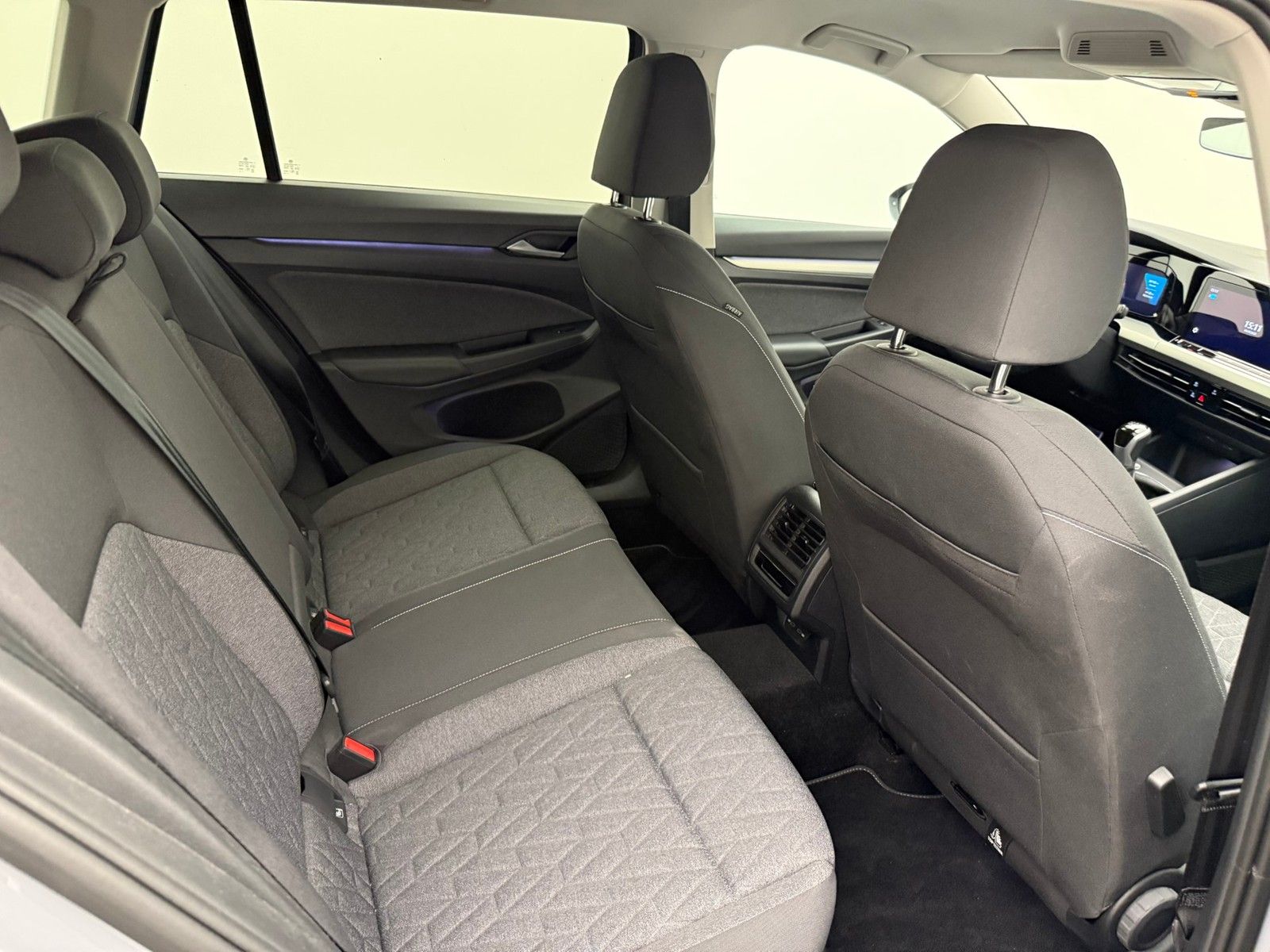 Volkswagen Golf Variant 1.0 TSI Life MOVE 110PS 6-Gang Navi foto 11