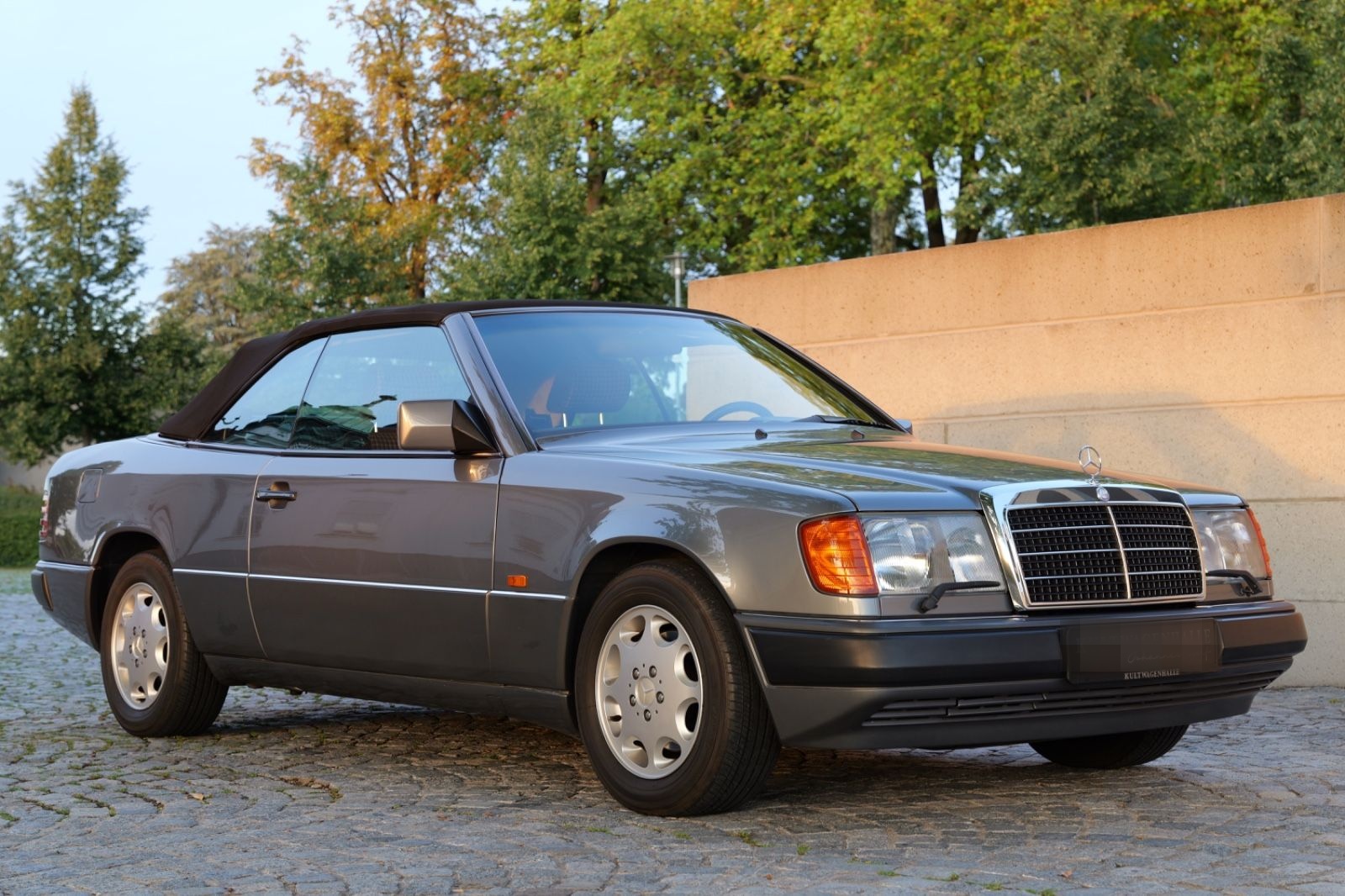 Mercedes-Benz 320CE A124 Cabriolet *1.Hand*83tkm*Klima* foto 3