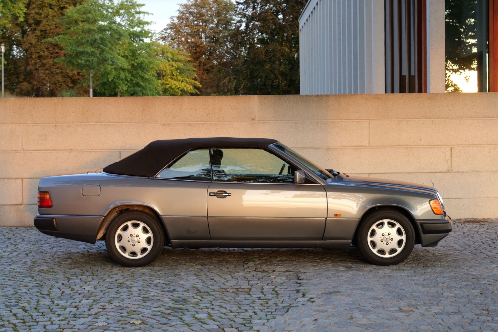 Mercedes-Benz 320CE A124 Cabriolet *1.Hand*83tkm*Klima* foto 4