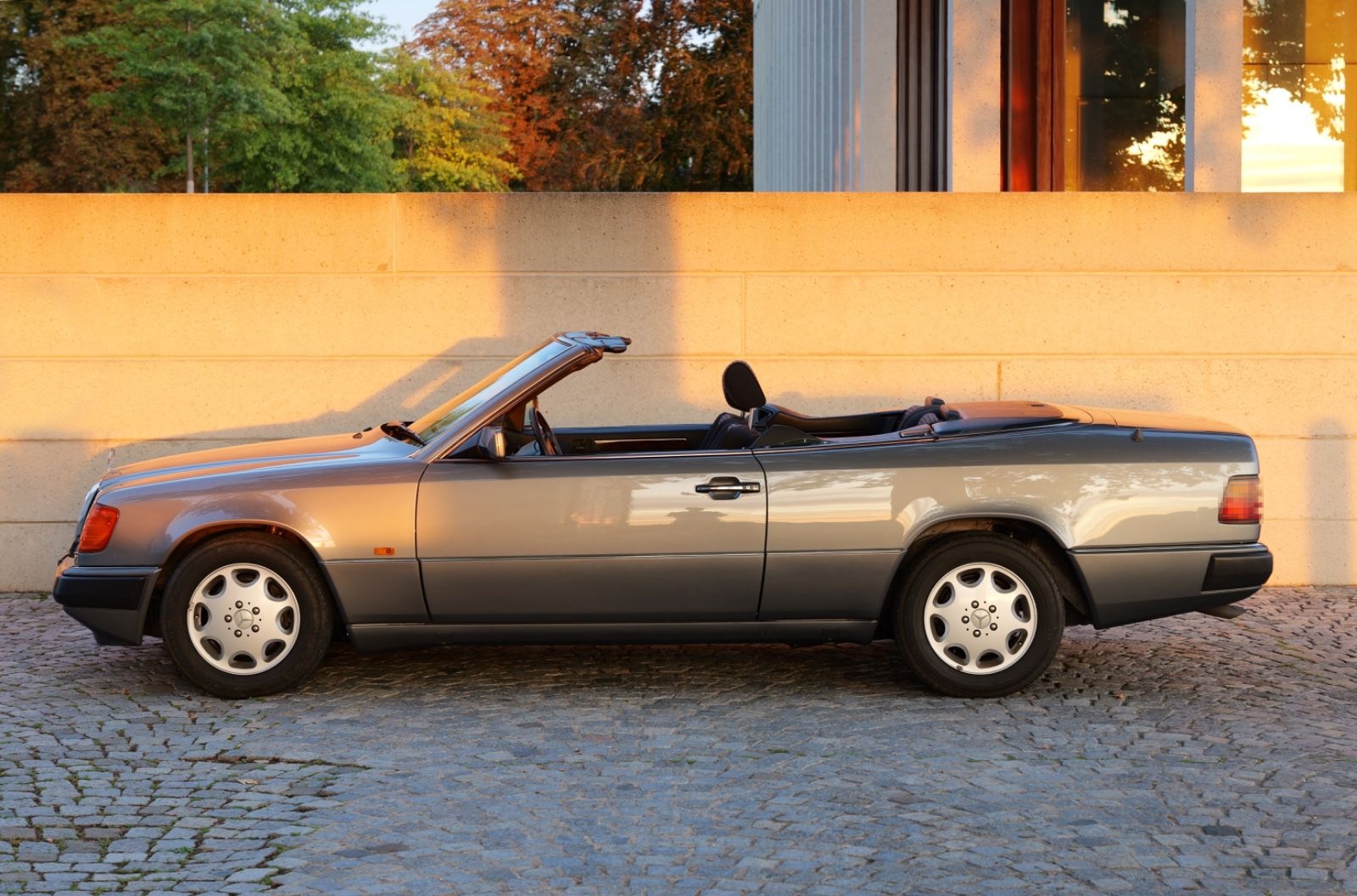 Mercedes-Benz 320CE A124 Cabriolet *1.Hand*83tkm*Klima* foto 8