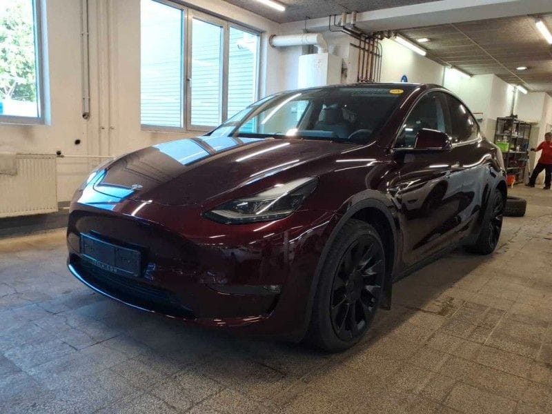 Tesla Model Y Long Range Dual AWD Wärmepumpe AHK 8fach foto 2