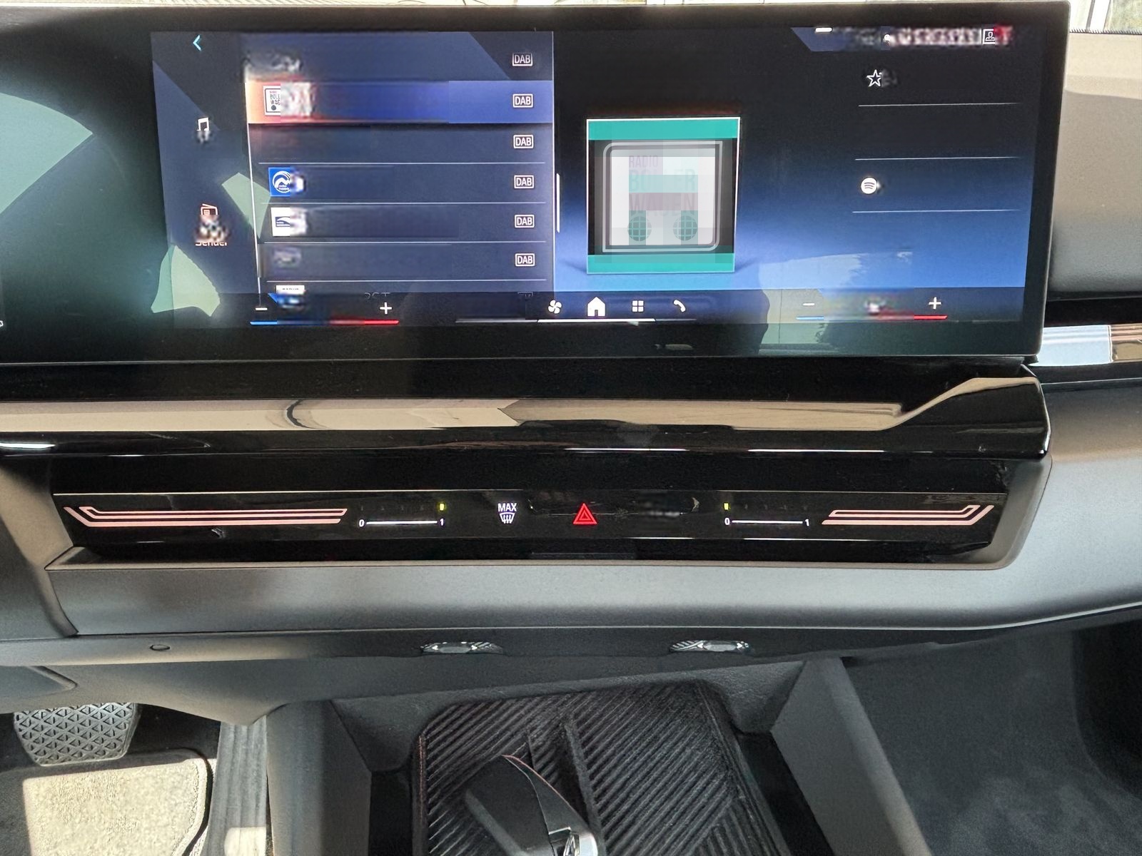 BMW 520 d xDrive 1.Hd LEDER AHK NAVI CAM HUD PLA DSC foto 22