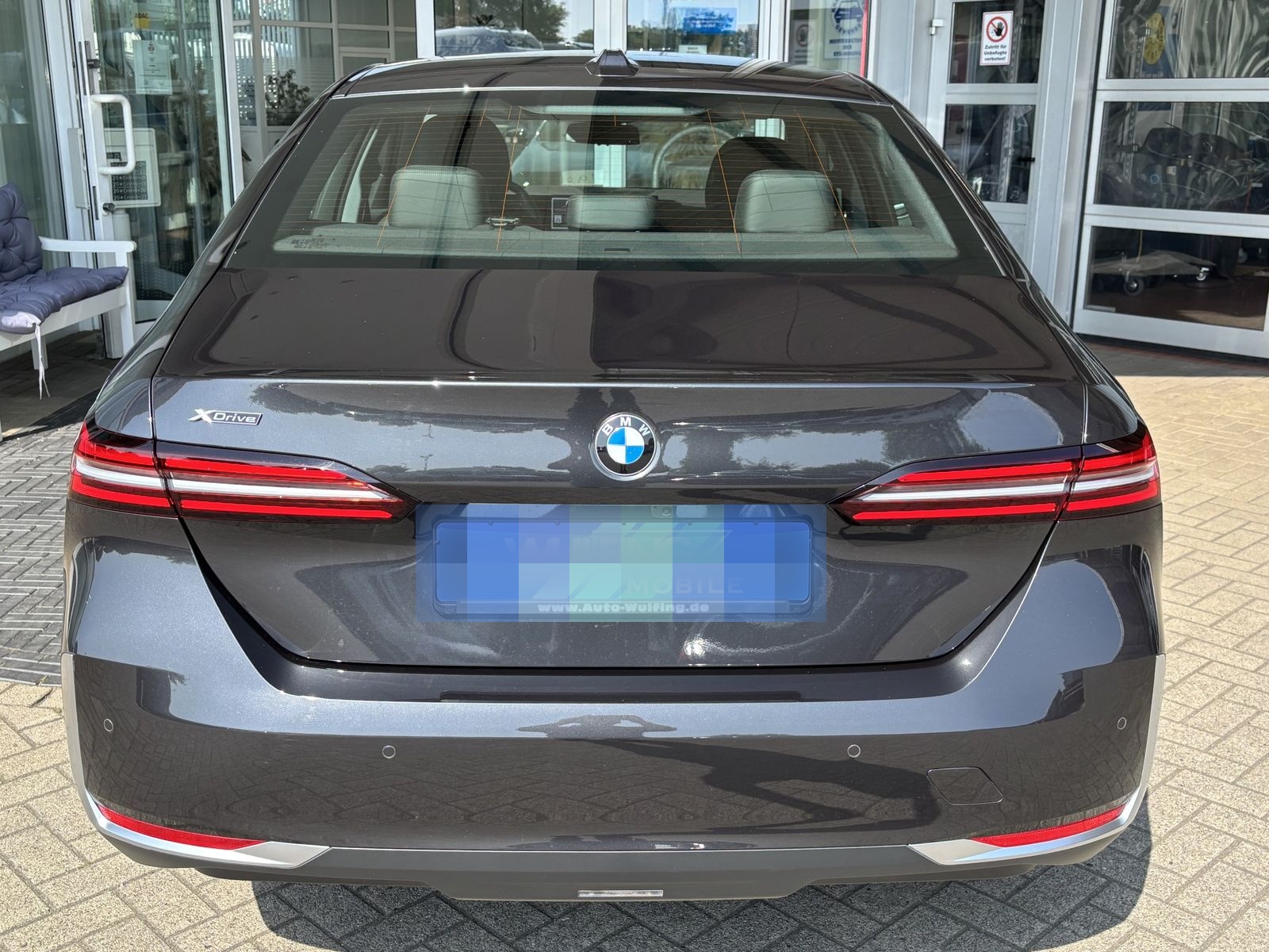 BMW 520 d xDrive 1.Hd LEDER AHK NAVI CAM HUD PLA DSC foto 10