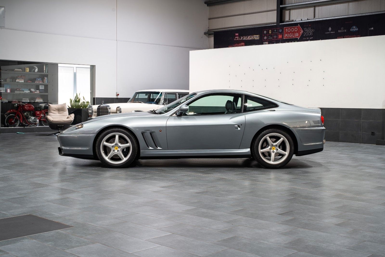 Ferrari 550 Maranello foto 2