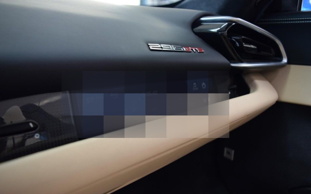 Ferrari 296 GTS Full CARBON * ACC * AppleCarPlay * JBL  foto 18