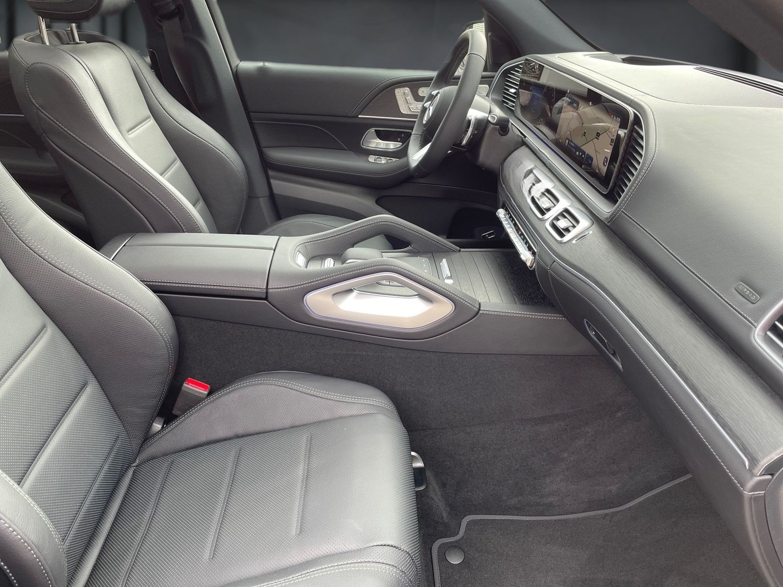 Mercedes-Benz GLE 350 de 4M #AMG #PANO-SD #HUD #SITZKLIMA #AHK foto 17