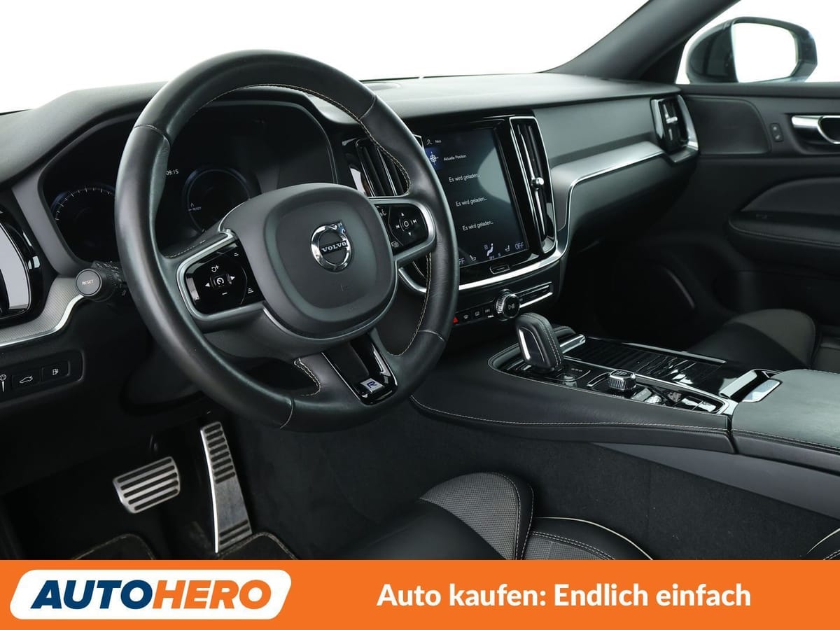Volvo V60 2.0 T8 Plug-in Hybrid R-Design AWD Aut. NAVI foto 11