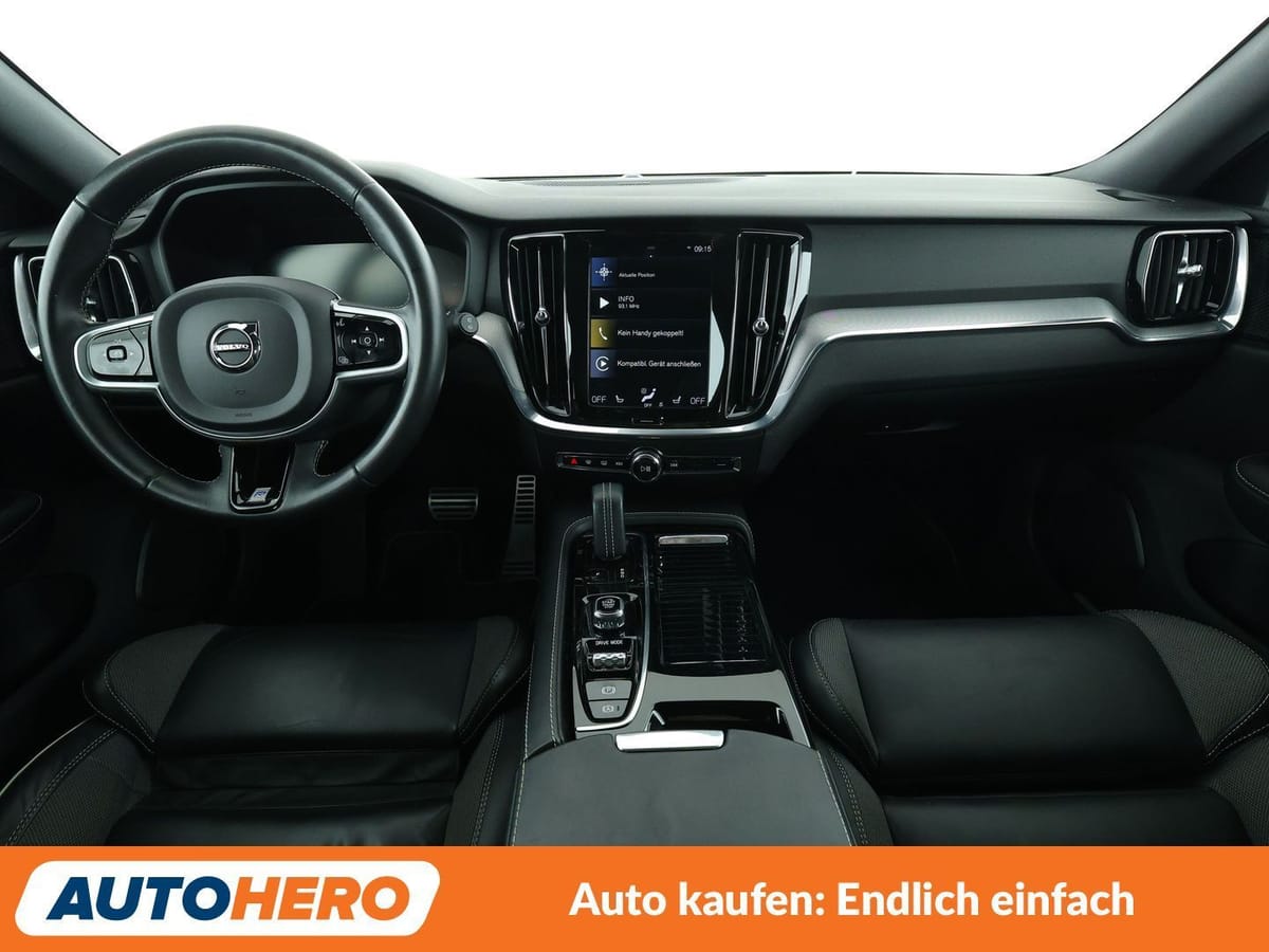 Volvo V60 2.0 T8 Plug-in Hybrid R-Design AWD Aut. NAVI foto 12