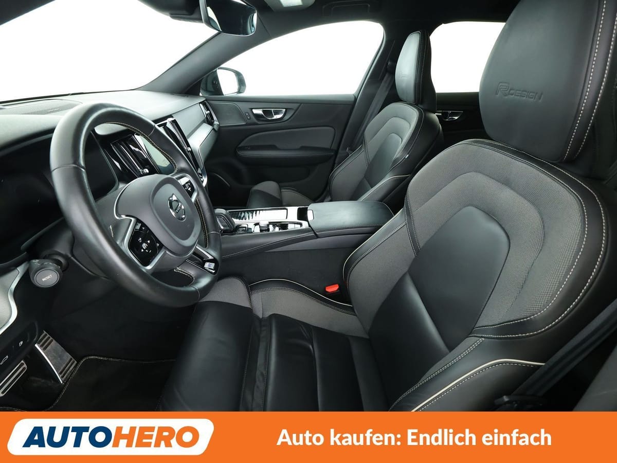 Volvo V60 2.0 T8 Plug-in Hybrid R-Design AWD Aut. NAVI foto 10
