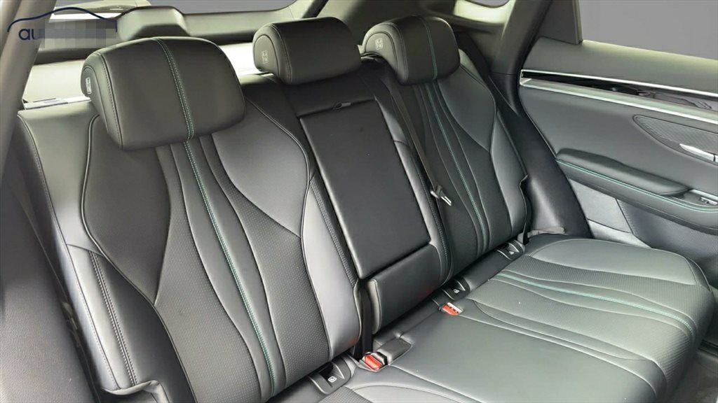 BYD Seal U DM-i PHEV Comfort schwarz, weiß, grau foto 13